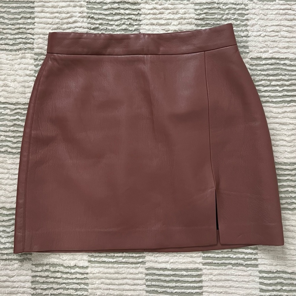 Wilfred Aritzia Brown Vegan Leather Mini Skirt Size 4